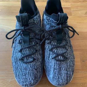 Nike LeBron 15 Low EP Black/White Basketball Shoes. Size 10